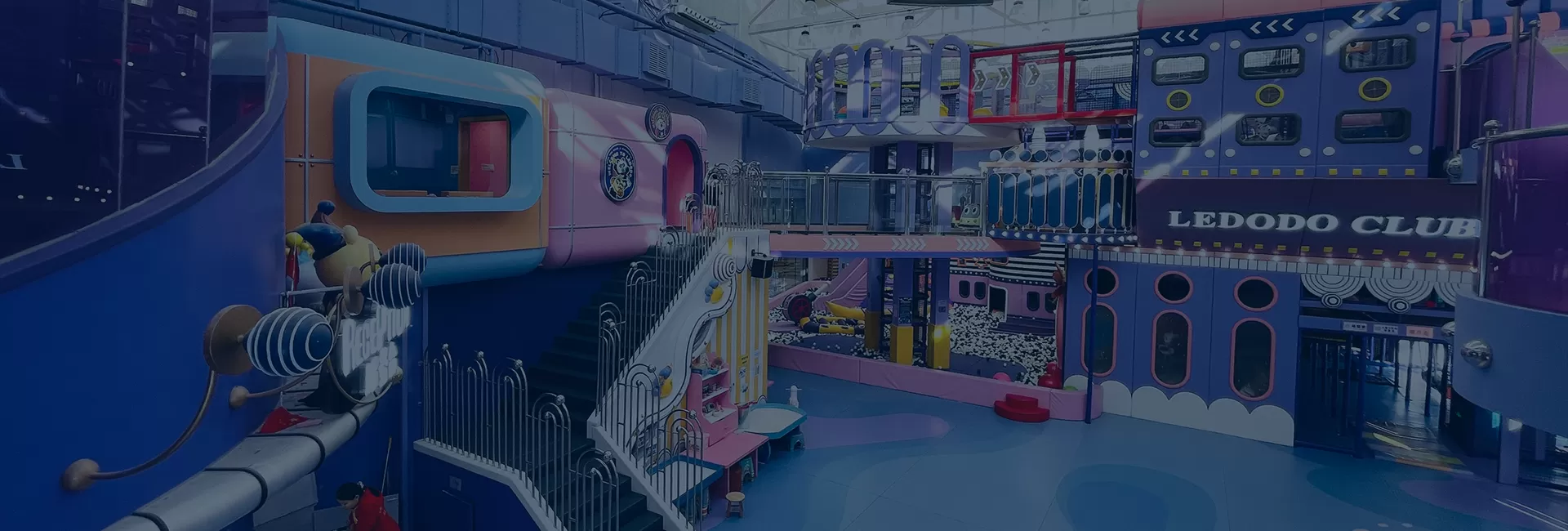 Indoor-Rutschen-Spielplatz